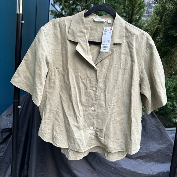 Uniqlo Linen Open Collar Button Up XS Khaki Shirt - Picture 3 of 5